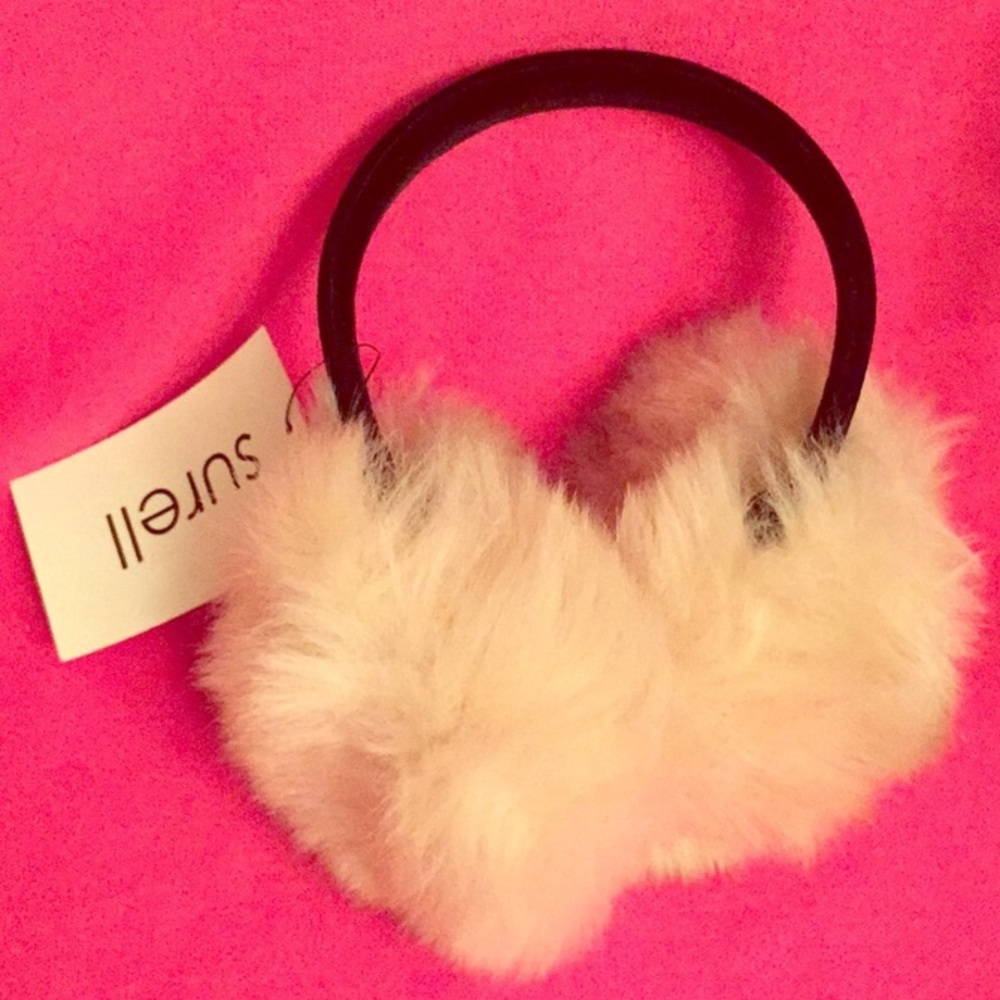 ❄️ONLY 1! Surell Faux Fur Earmuffs❄️